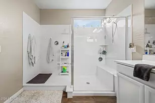 35871 N Loemann Dr, San Tan Valley, AZ 85143 - Photo 22
