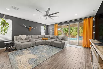 35871 N Loemann Drive, San Tan Valley, AZ 85143 - Photo 2