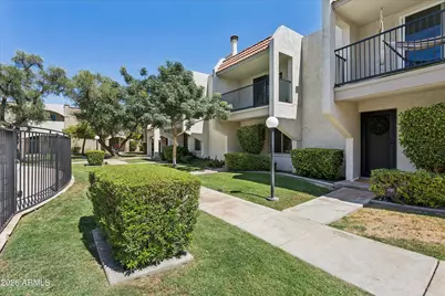 8225 N Central Avenue #41, Phoenix, AZ 85020 - Photo 1