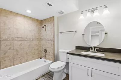 8225 N Central Avenue #41, Phoenix, AZ 85020 - Photo 14