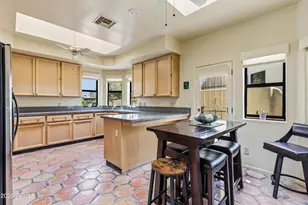 2012 E Northview Ave, Phoenix, AZ 85020 - Photo 14