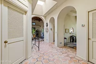 2012 E Northview Ave, Phoenix, AZ 85020 - Photo 4