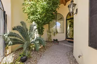 2012 E Northview Ave, Phoenix, AZ 85020 - Photo 2