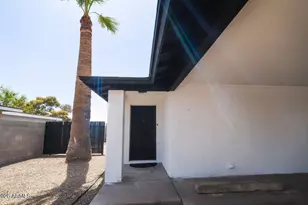 5712 N 68th Dr, Glendale, AZ 85303 - Photo 42
