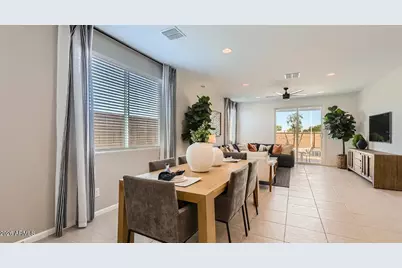 9735 W Weldon Avenue, Phoenix, AZ 85037 - Photo 6