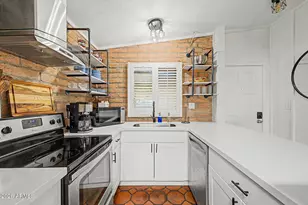 3046 N 32nd St, Phoenix, AZ 85018 - Photo 10