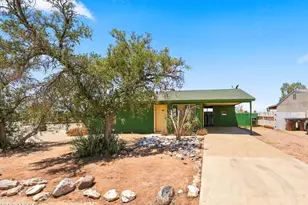 710 N Sonora St, Coolidge, AZ 85128 - Photo 2