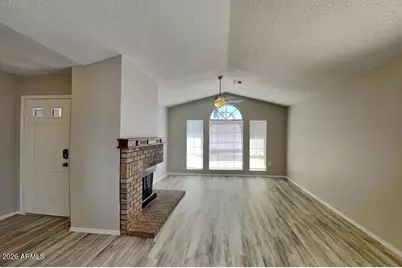 550 N 64th Street, Mesa, AZ 85205 - Photo 4
