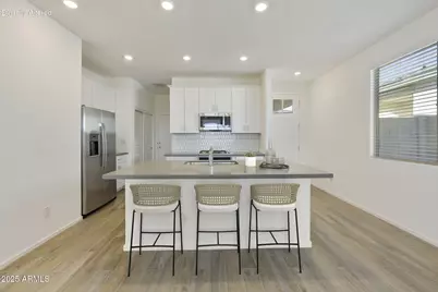 13219 N 145th Lane, Surprise, AZ 85379 - Photo 8