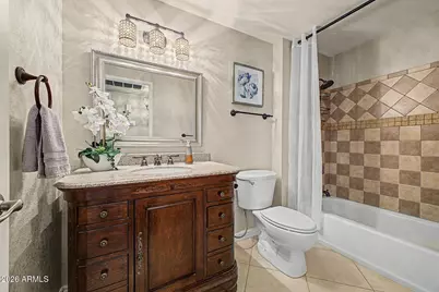 10042 W Hawthorn Drive, Sun City, AZ 85351 - Photo 18