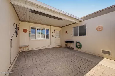 10042 W Hawthorn Drive, Sun City, AZ 85351 - Photo 20