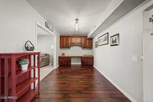 10042 W Hawthorn Dr, Sun City, AZ 85351 - Photo 10