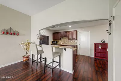 10042 W Hawthorn Drive, Sun City, AZ 85351 - Photo 6