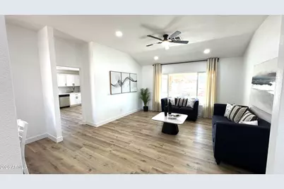 5028 N 102nd Avenue, Glendale, AZ 85307 - Photo 2