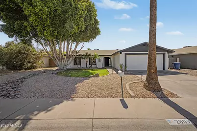 2807 N Dakota Street, Chandler, AZ 85225 - Photo 1