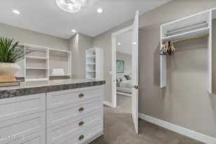 3913 E Devonshire Ave, Phoenix, AZ 85018 - Photo 16