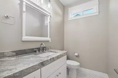 3913 E Devonshire Avenue, Phoenix, AZ 85018 - Photo 36