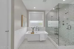 3913 E Devonshire Ave, Phoenix, AZ 85018 - Photo 18