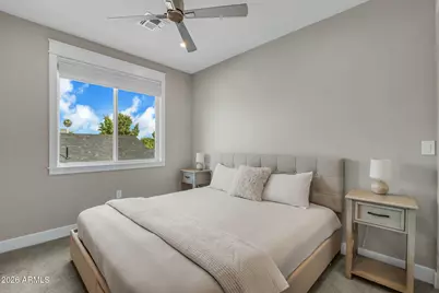 3913 E Devonshire Avenue, Phoenix, AZ 85018 - Photo 20