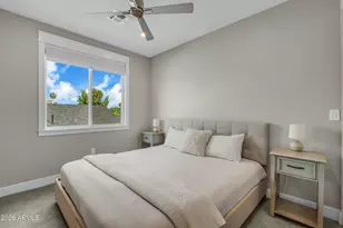 3913 E Devonshire Ave, Phoenix, AZ 85018 - Photo 20