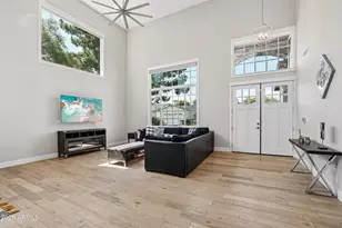 3913 E Devonshire Ave, Phoenix, AZ 85018 - Photo 4