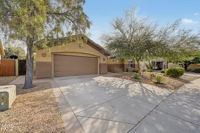 11230 S Oakwood Drive, Goodyear, AZ 85338 - Photo 2