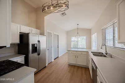 1710 E Oakland Street, Chandler, AZ 85225 - Photo 8