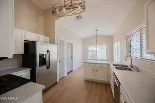 1710 E Oakland St, Chandler, AZ 85225 - Photo 8