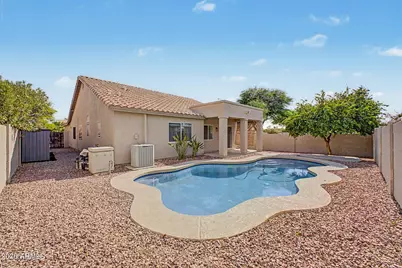 984 W Morelos Street, Chandler, AZ 85225 - Photo 4