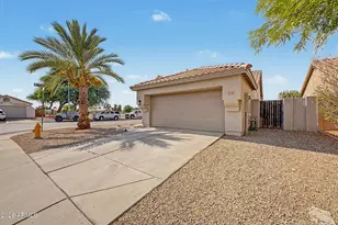 984 W Morelos St, Chandler, AZ 85225 - Photo 2