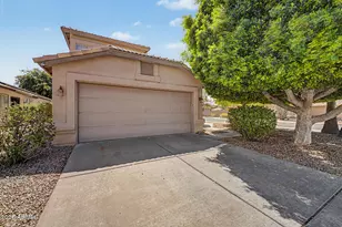 18825 N 43rd Pl, Phoenix, AZ 85050 - Photo 1