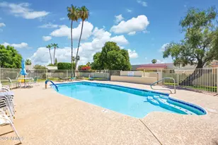 7823 E Bonnie Rose Ave, Scottsdale, AZ 85250 - Photo 22