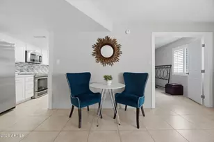 7823 E Bonnie Rose Ave, Scottsdale, AZ 85250 - Photo 6