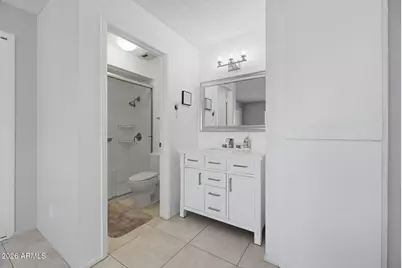 7823 E Bonnie Rose Avenue, Scottsdale, AZ 85250 - Photo 16