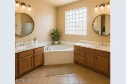 7594 N 88th Avenue, Glendale, AZ 85305 - Photo 4