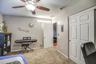 2015 W Davis Rd, Phoenix, AZ 85023 - Photo 32