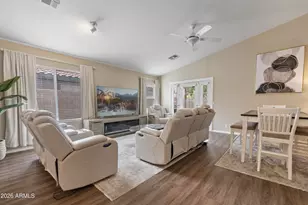 1291 S Cardinal St, Gilbert, AZ 85296 - Photo 10