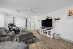 5034 S 11th Pl, Phoenix, AZ 85040 - Photo 8