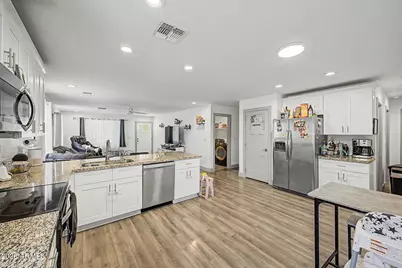 5034 S 11th Place, Phoenix, AZ 85040 - Photo 12