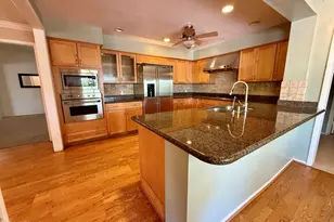 5948 E Calle Del Paisano, Phoenix, AZ 85018 - Photo 4