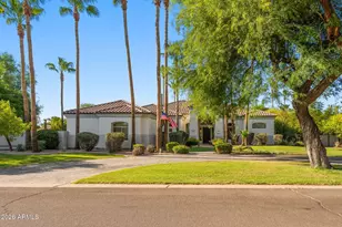 2656 E Taurus Pl, Chandler, AZ 85249 - Photo 2