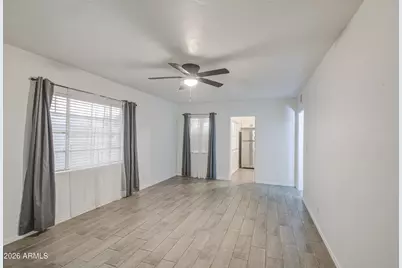 7226 N 26th Drive, Phoenix, AZ 85051 - Photo 8