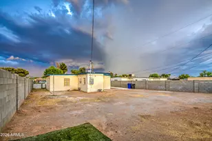 7226 N 26th Dr, Phoenix, AZ 85051 - Photo 30