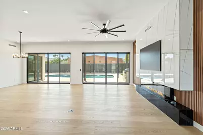 3446 N 47th Street, Phoenix, AZ 85018 - Photo 4