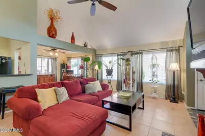 1830 E Citation Lane, Tempe, AZ 85284 - Photo 4