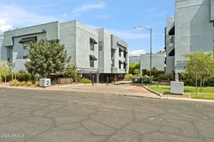 2 W Georgia Ave, Phoenix, AZ 85013 - Photo 2