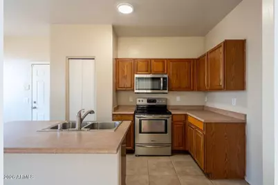 6526 W Monroe Street, Phoenix, AZ 85043 - Photo 2