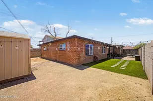 1449 S 11th Ave, Phoenix, AZ 85007 - Photo 30