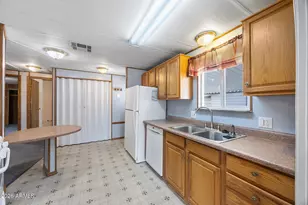 2701 E Utopia Rd, Phoenix, AZ 85050 - Photo 16