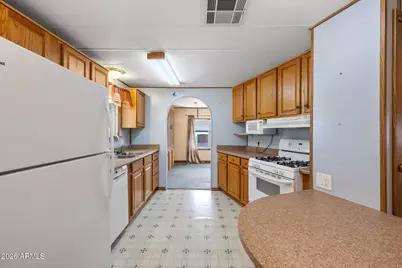 2701 E Utopia Road #6, Phoenix, AZ 85050 - Photo 18